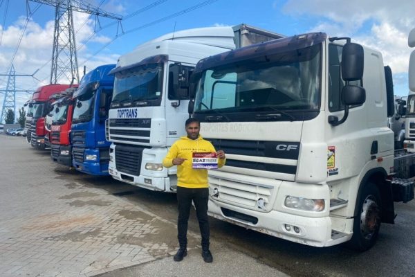 trucksnl customer story az trucks hero.d15812a min